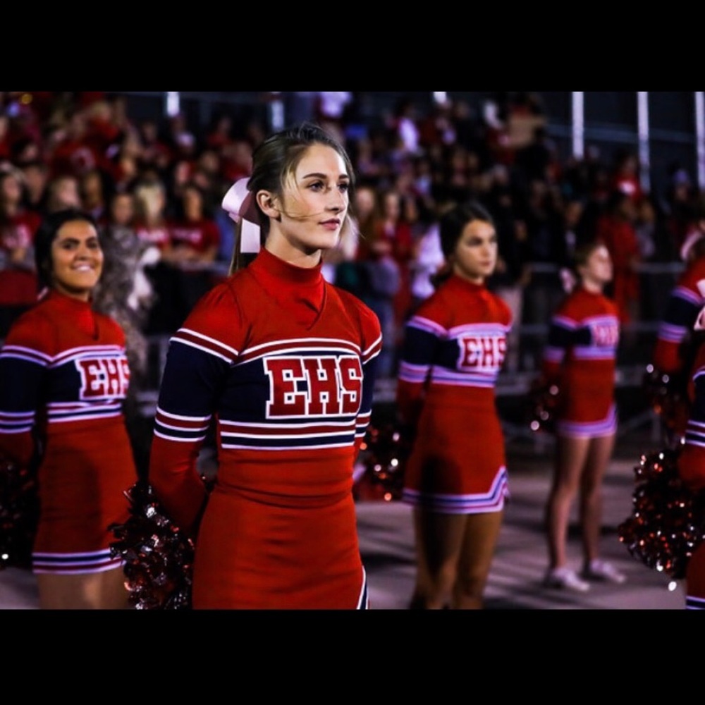 Meet your Posher, Ella